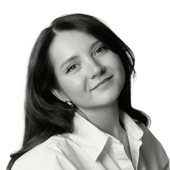 Алена Ковалева